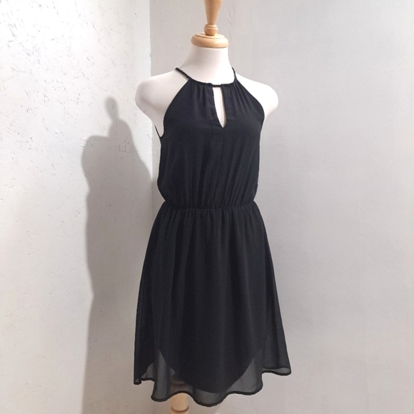 H&M | Black sleevless key hole women's dress - Picture 1 of 9
